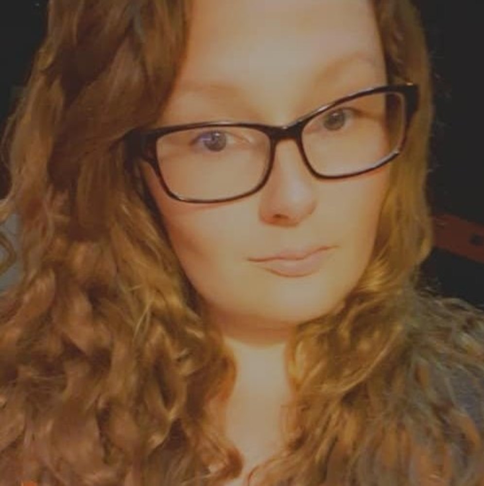 Meet your Posher, Abi